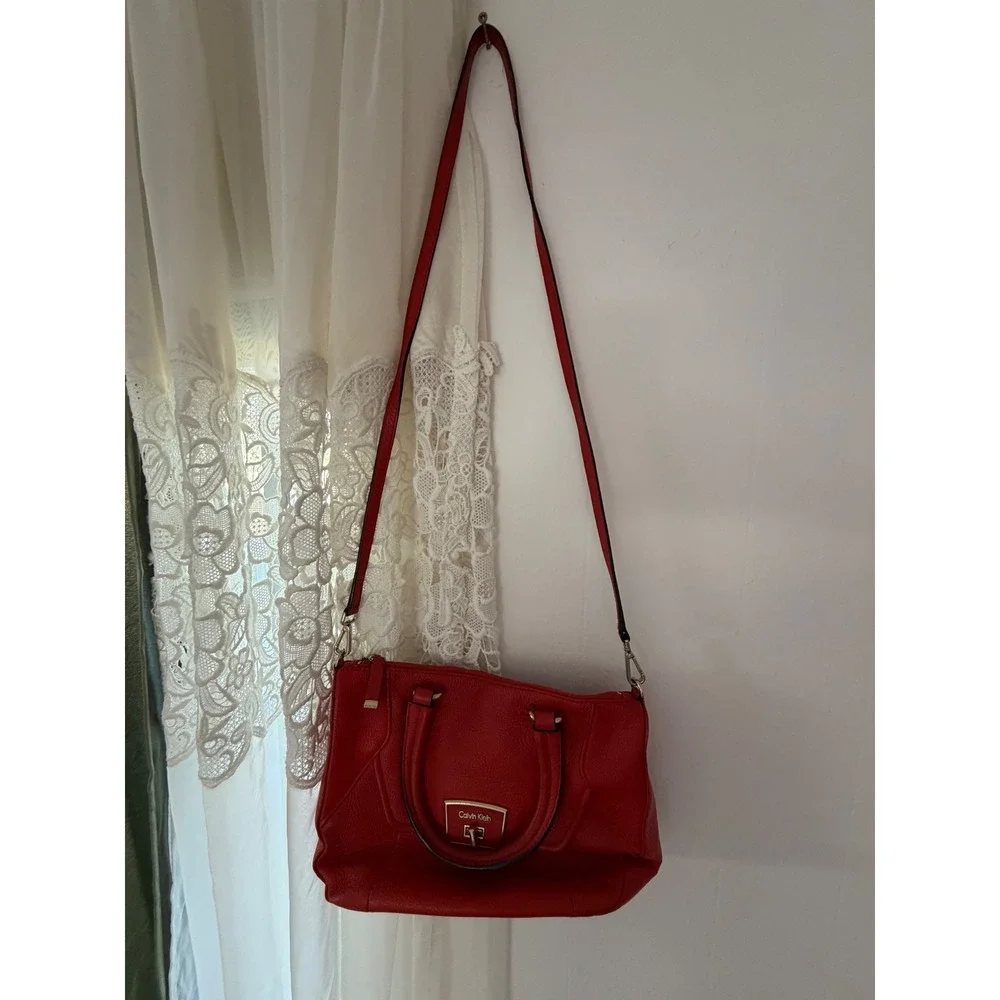 Calvin Klein Crossbody Satchel Womens OS Coral Red Pebbled Leather Gold Tone